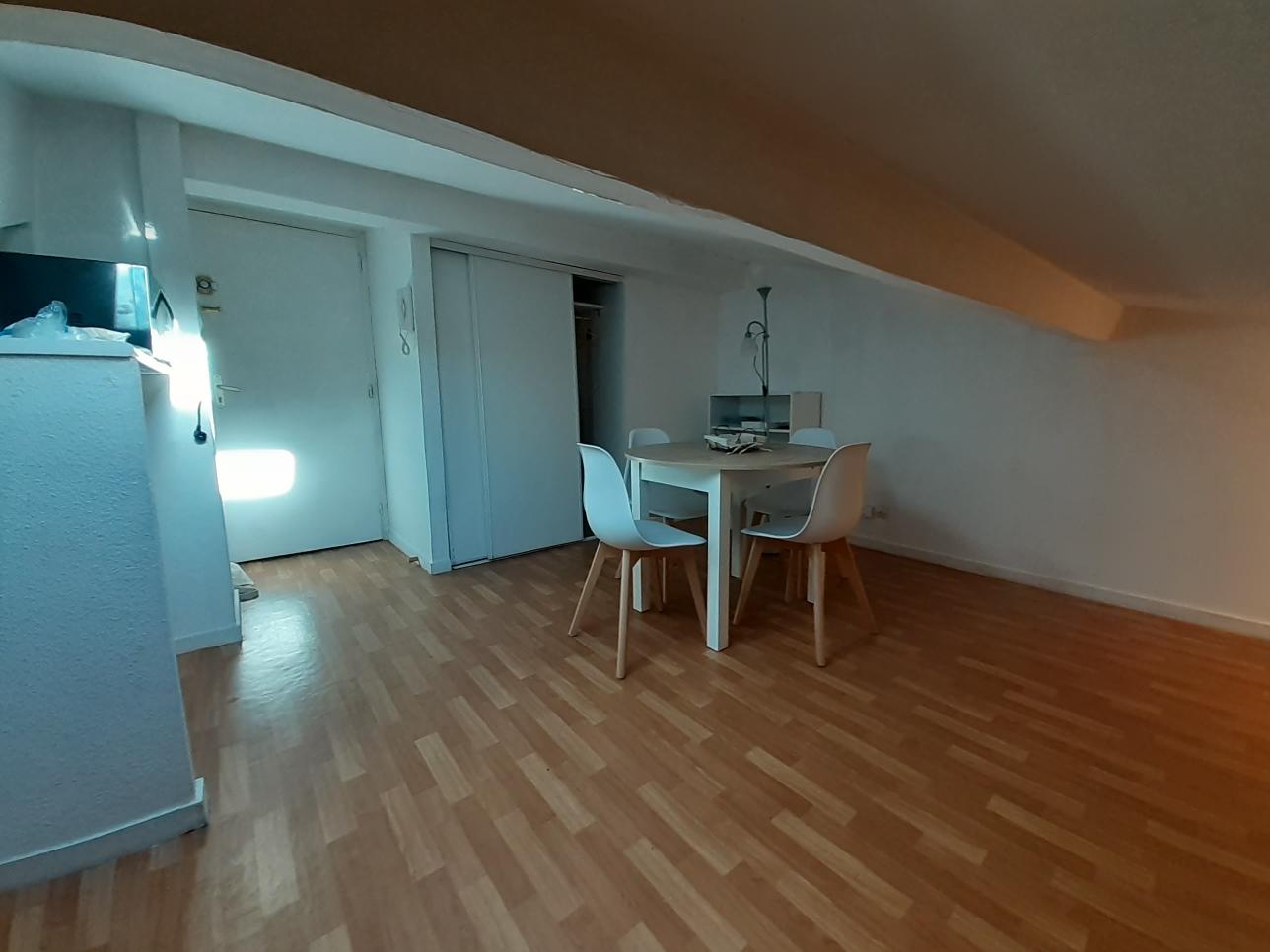 location appartement à BORDEAUX - 580 / mois
